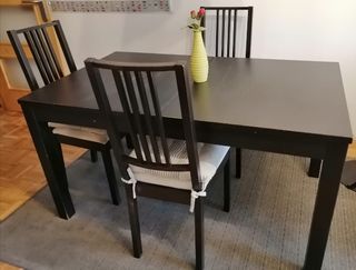 Mesa comedor negra de madera