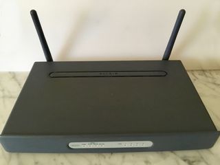 Router Belkin F5D7630-4A ADSL Modem Wireless Route