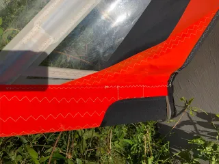 Vela de windsurf slalom race 8.4