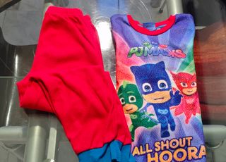 Pigiama PJ Masks bimbo/a invernale rosso.