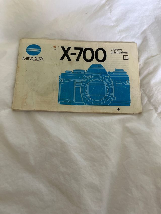 Manuale Minolta X-700