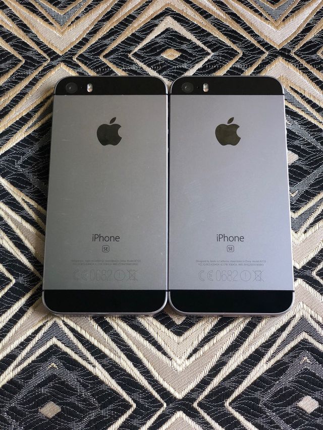 2 iPhone SE 16gb grises
