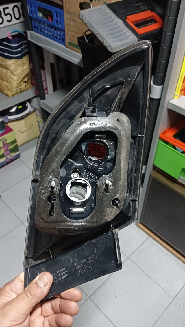 Piloto trasero Mazda 3 2006