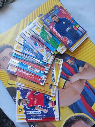 75 Cromos Adrenalyn XL 22-23