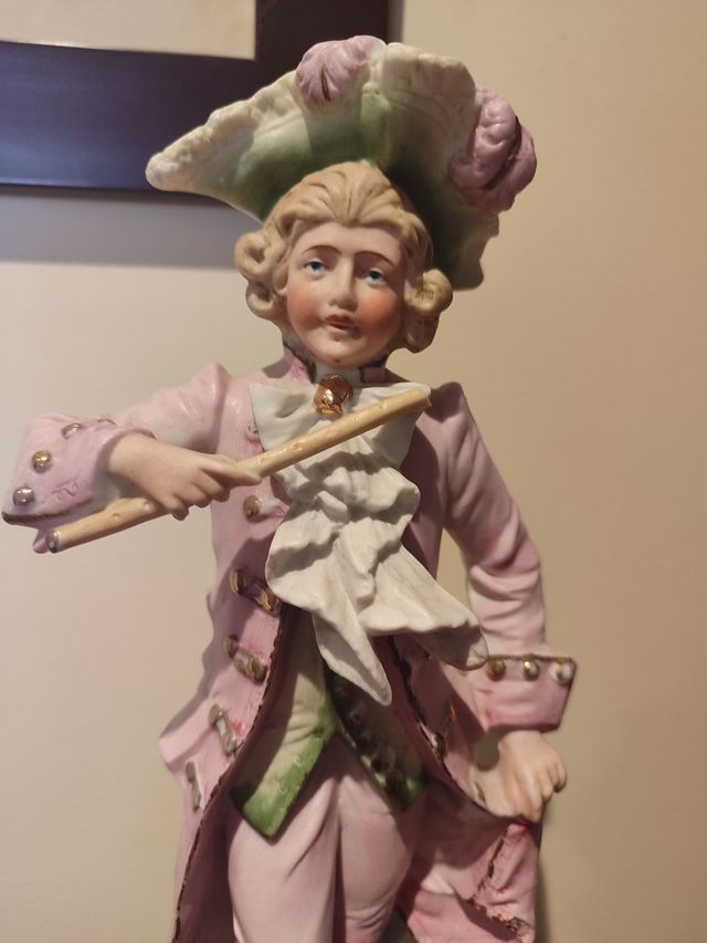 Figura biscuit antigua S.XIX