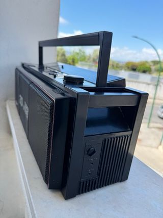 Radio boombox hitachi 3D
