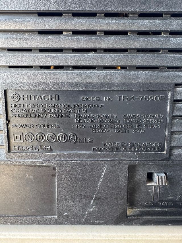 Radio boombox hitachi 3D