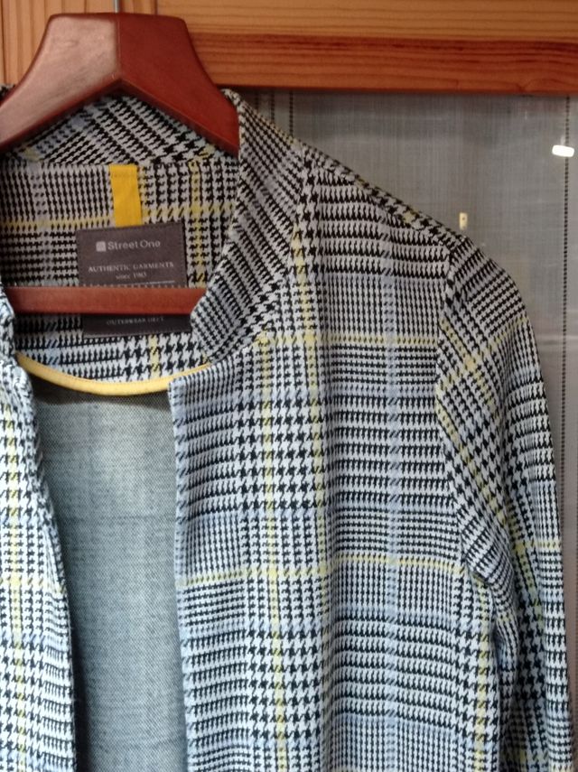 Abrigo de primavera verano