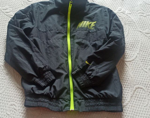 Chaqueta Nike niño talla 12-13 años