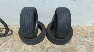 4 Neumáticos 215/50/18 92w Bridgestone