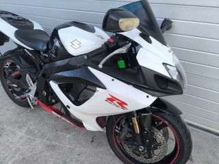 Gsxr 750 desguace 