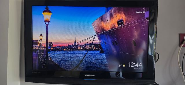 TV Samsung 35"