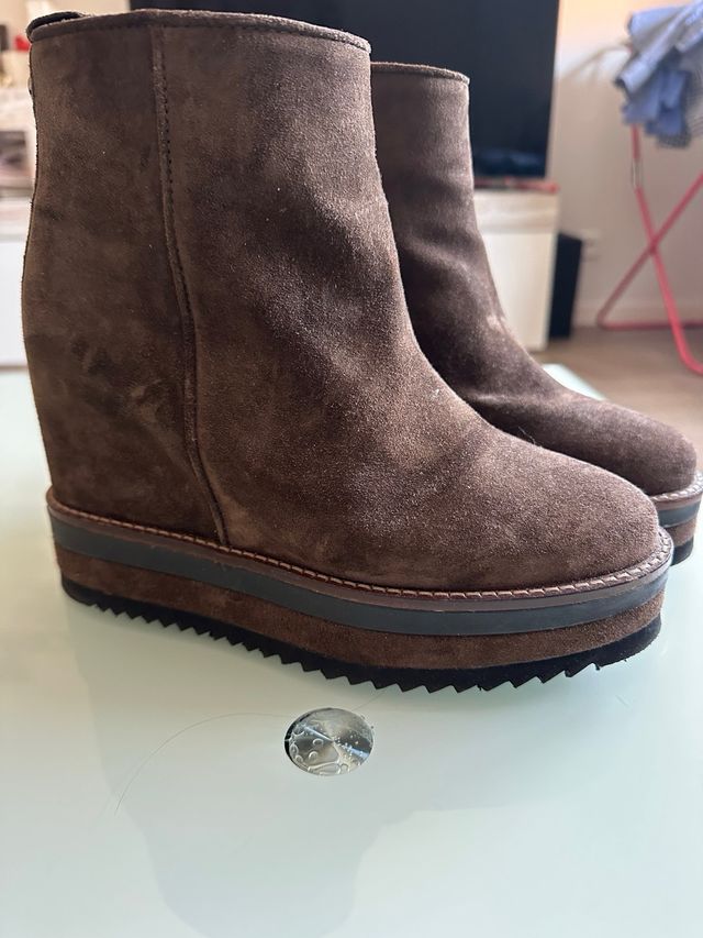 Botines Alpe ante marrón plataforma