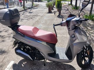 Sym Symphony ST 125 - Gris.aún con 4 años garantía