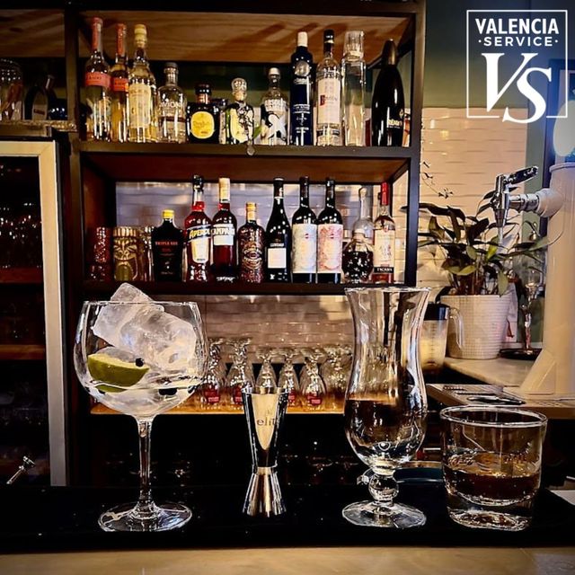 0801-CAFETERÍA GASTRO BAR CON AMBIENTACIÓN MUSICAL