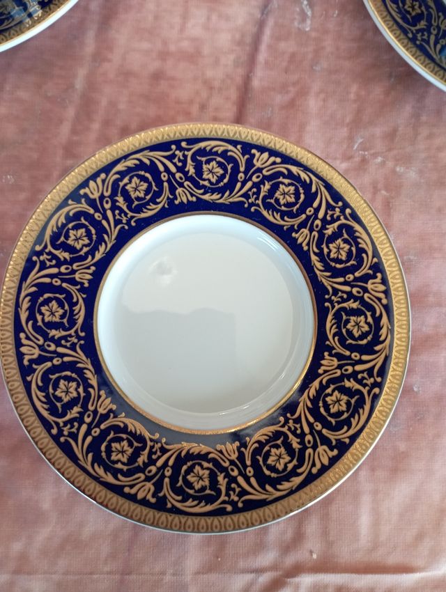 Tazzine da caffè in oro zecchino e blu cobalto