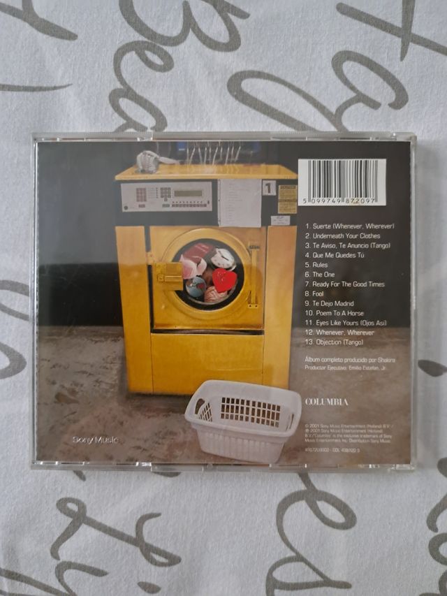 Shakira, Servicio de lavandería 