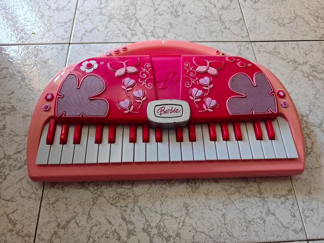 Piano Barbie infantil usado