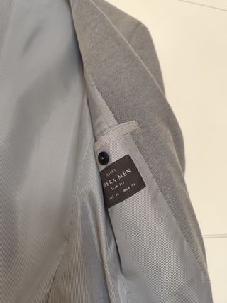 Chaqueta gris hombre
