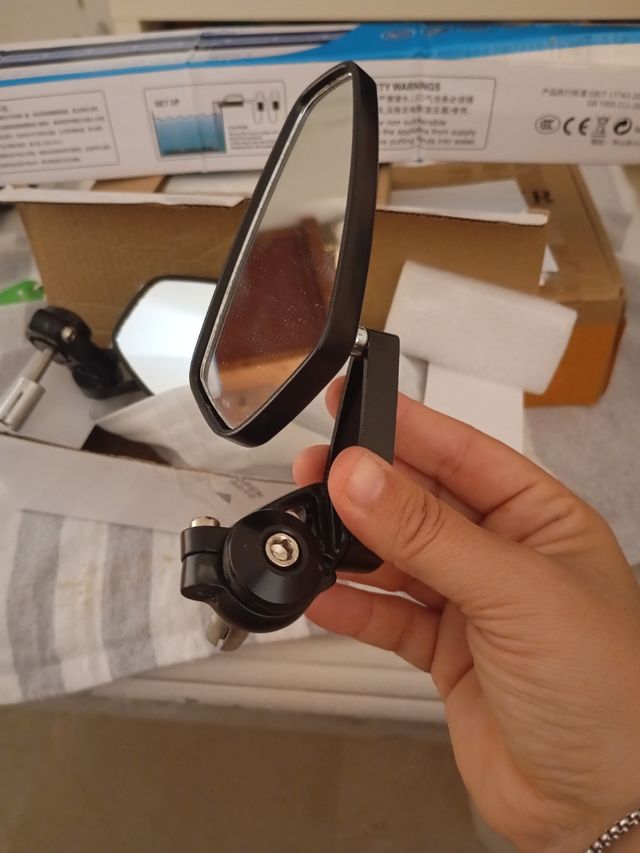 Specchietti per moto