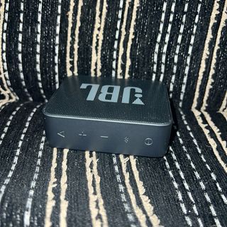 JBL Go Essential
