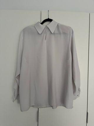 Blusa blanca elegante