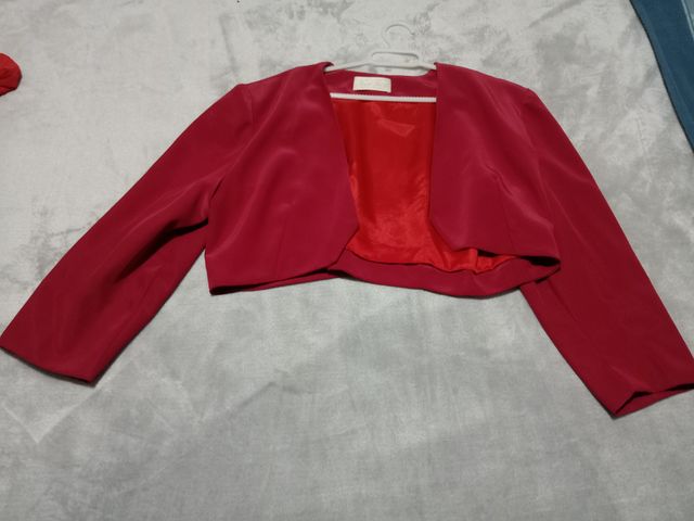 traje de ceremonia con chaquta torera