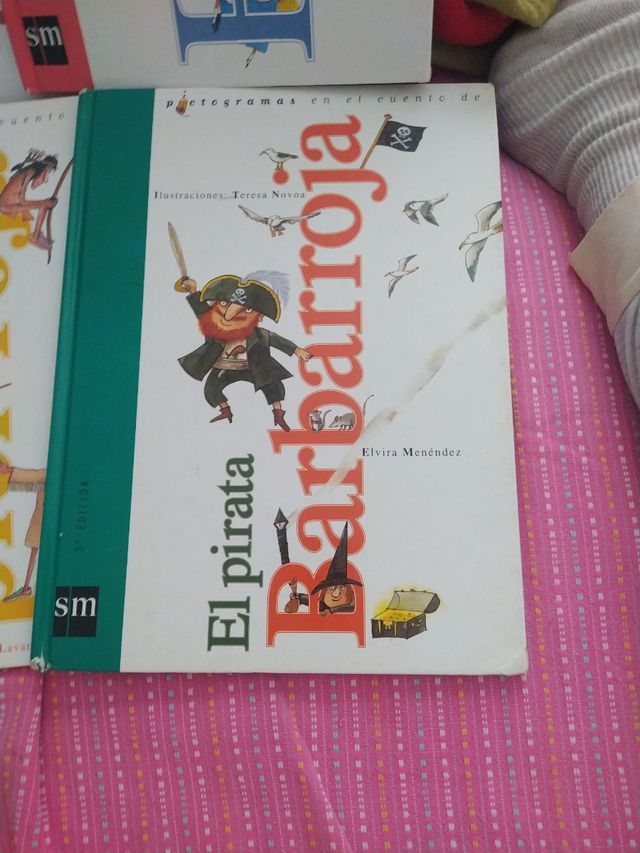 Libros primeros lectores con Pictogramas