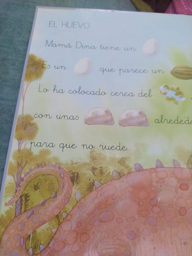 Libros primeros lectores con Pictogramas