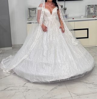 Vestido novia blanco plata