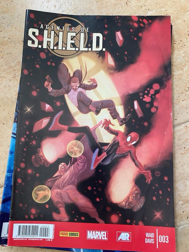 Agentes de SHIELD. Mark Waid. Librerías: 26 euros