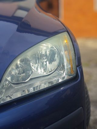 Faro izquierdo Ford focus mk2