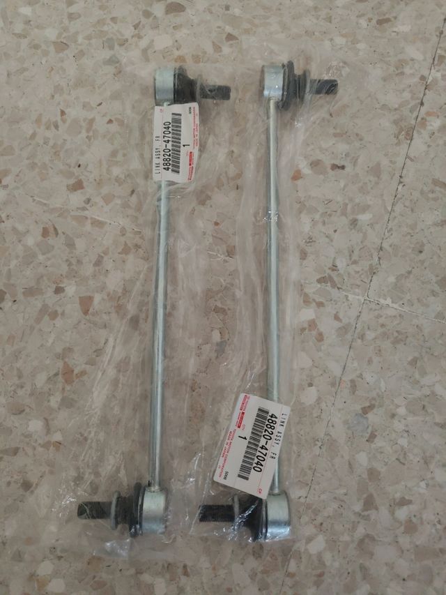 2 Bieletas Toyota Corolla nuevas y originales