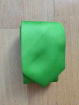 Corbata verde manzana hombre