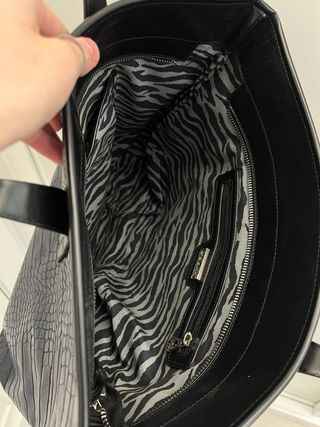 Bolso azul marino estampado cocodrilo