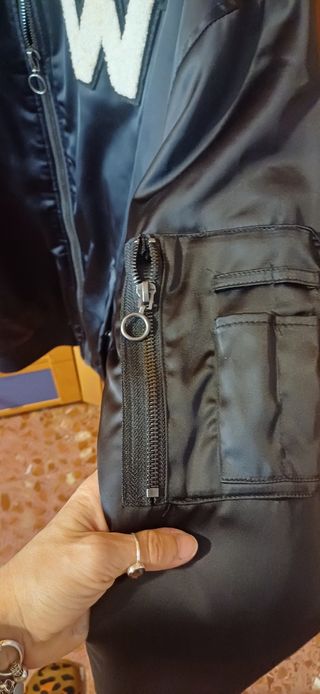 Cazadora bomber Zara negra - Talla S
