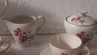 Set caffè porcellana rosa-bianco