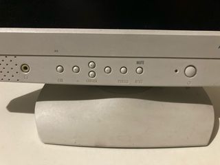 Monitor nec vintage 15 pollici 