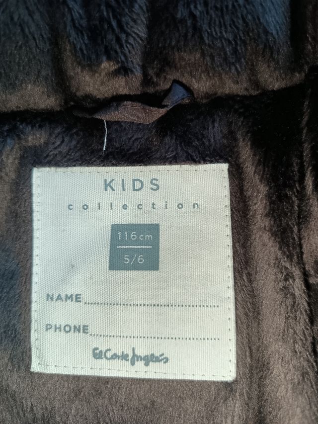 Abrigo niña. Marrón