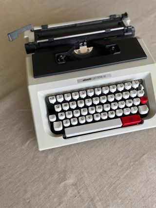 Maquina de escribir años 80