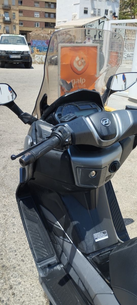 Moto Daelim XQ 2 300. ABS.