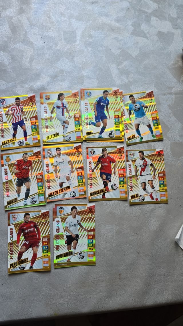 Cromos Adrenalyn 23-24 y 22-23 LaLiga