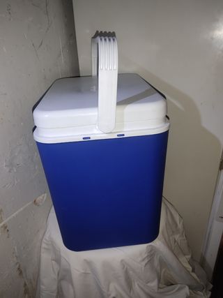 Nevera portátil azul para playa nueva 