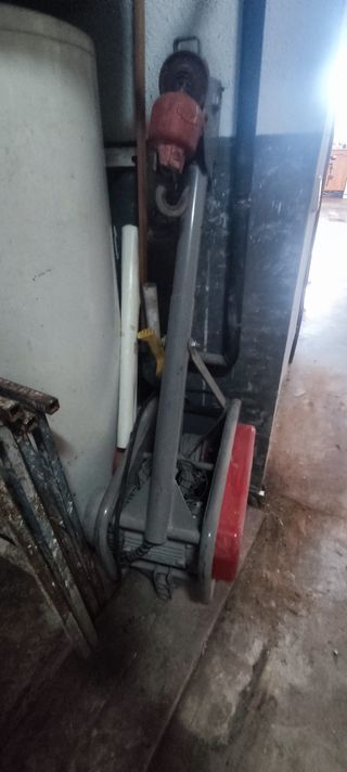 ASCENSOR MATERIAL OBRA