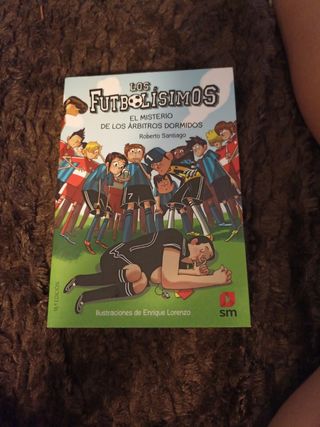 Los Futbolísimos 1: El misterio de los árbitros...