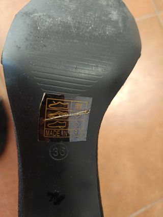 Sandalias DOSpies negras tacón