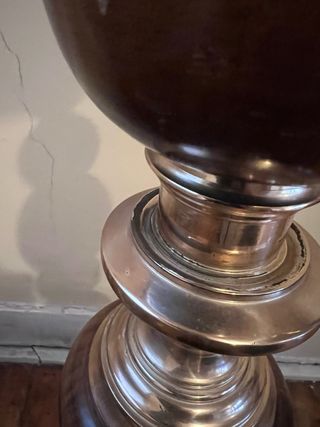LAMPARA DE PIE DE MADERA Y METAL VINTAGE