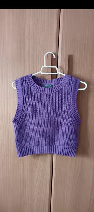 Chaleco punto morado