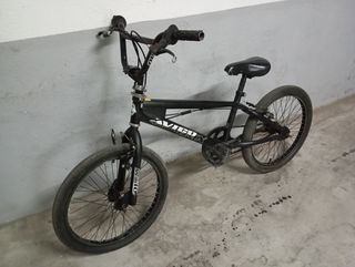 Bicicleta BMX 20 Avigo negra