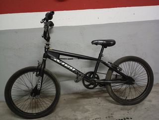 Bicicleta BMX 20 Avigo negra